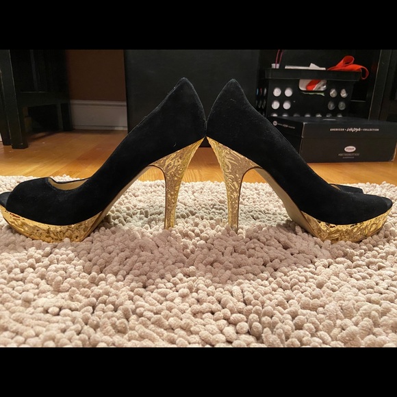 Enzo Angiolini Black & Gold Heels - Picture 11 of 11